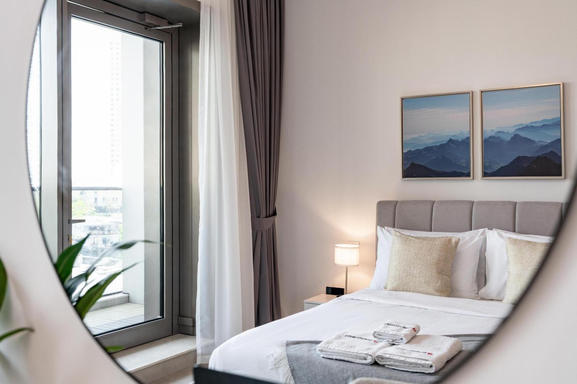 Apartment Exclusive 1 Bedroom Marina View *